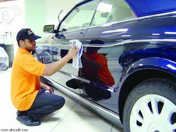 Large أسهل وأرخص طريقة لتلميع السيارة من الداخل والخارج