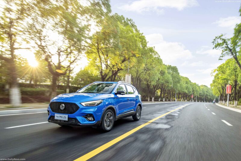 مواصفات أم جي ZS