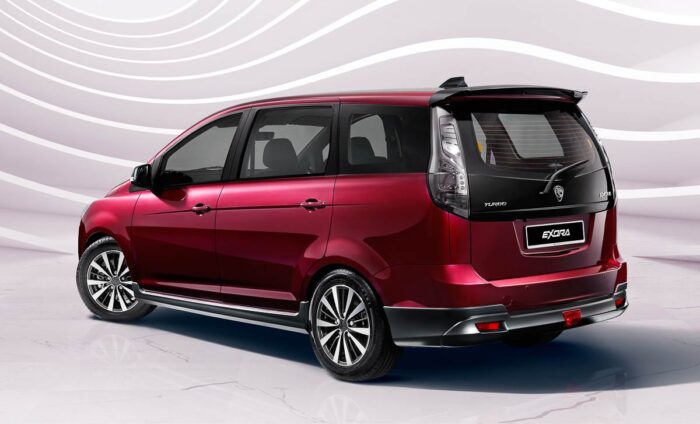 بروتون أكسورا موديل 2021 تواجه منافسة قوية مع سيارات سباعية المقاعد 3 Proton Axura 1