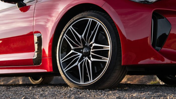 2022 Kia Stinger 3