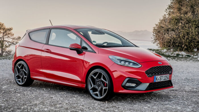 سوزوكي بالينو تواجه منافسة شرسة مع سيارات بالسوق المصري 5 Ford Fiesta ST 2019