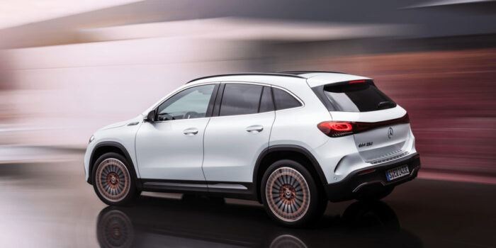 سعر ومواصفات سيارة مرسيدس بنز EQA الكروس أوفر الكهربائية 5 mercedes benz eqa 2021 01 min 888x444 1
