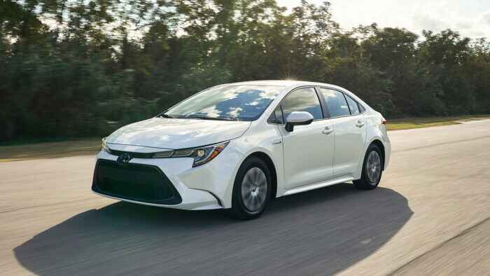تويوتا 2021-Toyota-Corolla-Hybrid