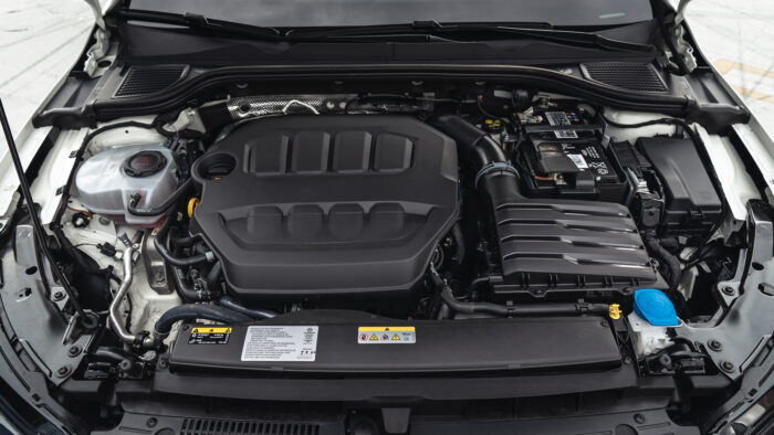 2022 Volkswagen Golf GTI engine 2