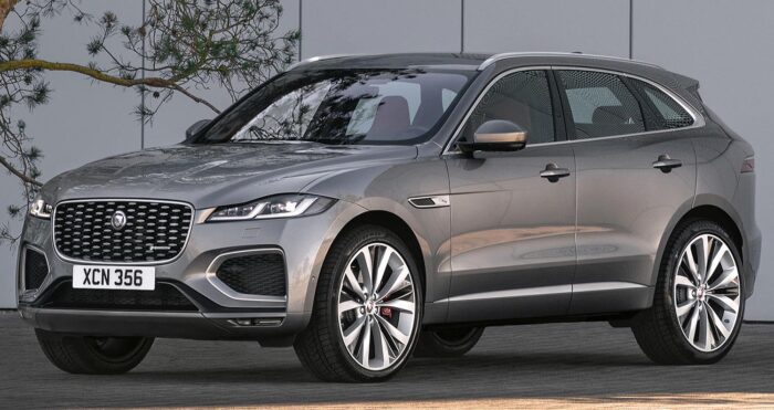 Jag F PACE 21MY Location Static 10 Front 3qtr 150920