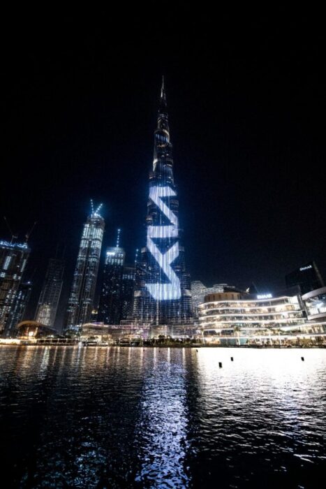 كيا تطلق خطة لعلامتها التجارية في الشرق الأوسط وأفريقيا عبر برج خليفة 3 Kia Brand Relaunch 1