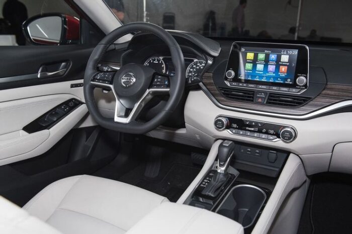 Nissan Altima Interior