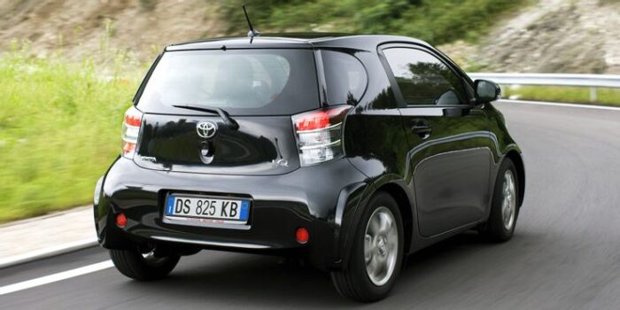 Toyota iQ 2