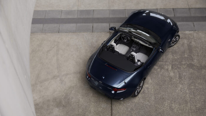 2021 Mazda MX 5 Miata 1 مازدا مياتا