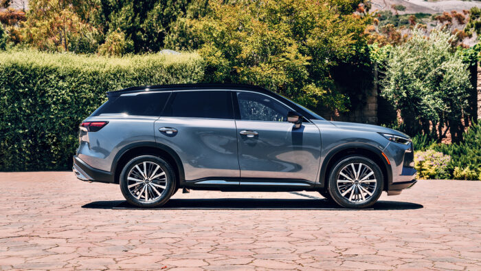 إنفينيتي QX60 الجديدة كليًا ترافق نجوم هوليوود 6 2022 Infiniti QX60 67 1