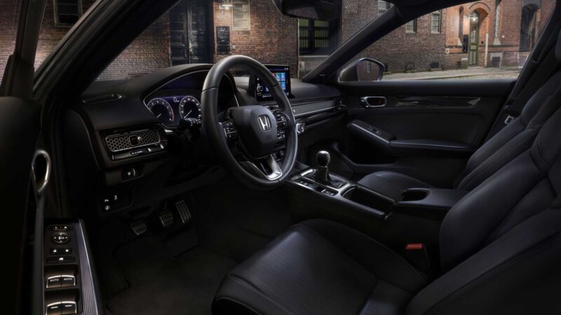 2022 honda civic hatchback cabin