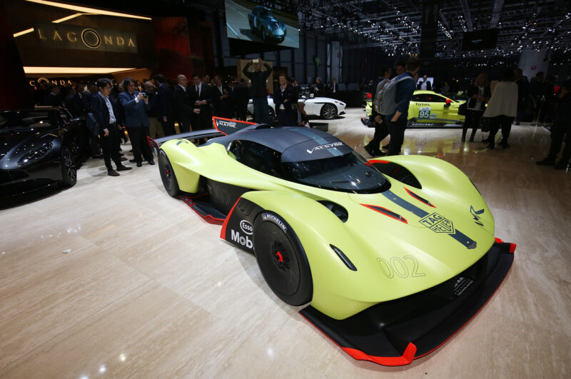 Aston Martin Valkyrie AMR Pro front three quarter 01