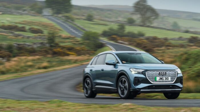 مراجعة Audi Q4 E-Tron 2021 الجديدة كليًا 15 Audi Q4 e tron 2021 review UK 19 1