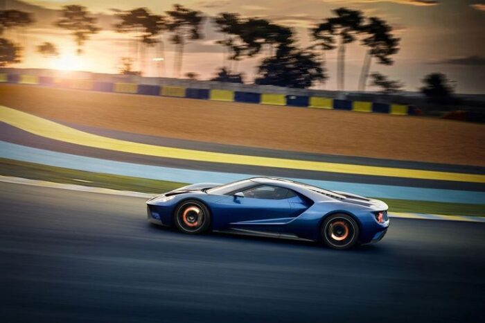 Ford GT.