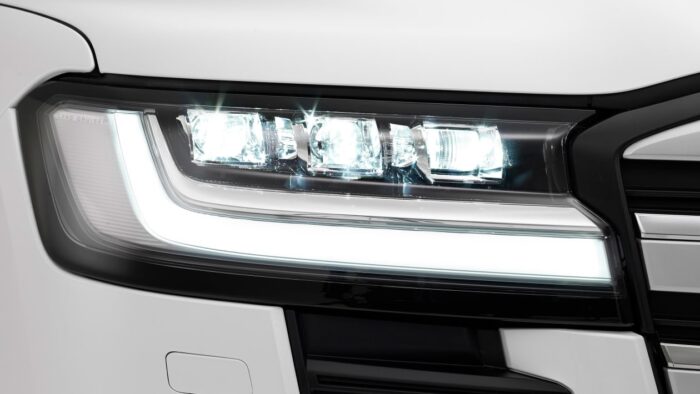 New Toyota Land Cruiser 9