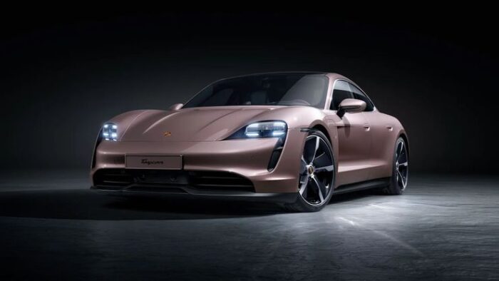 Porsche Taycan 1