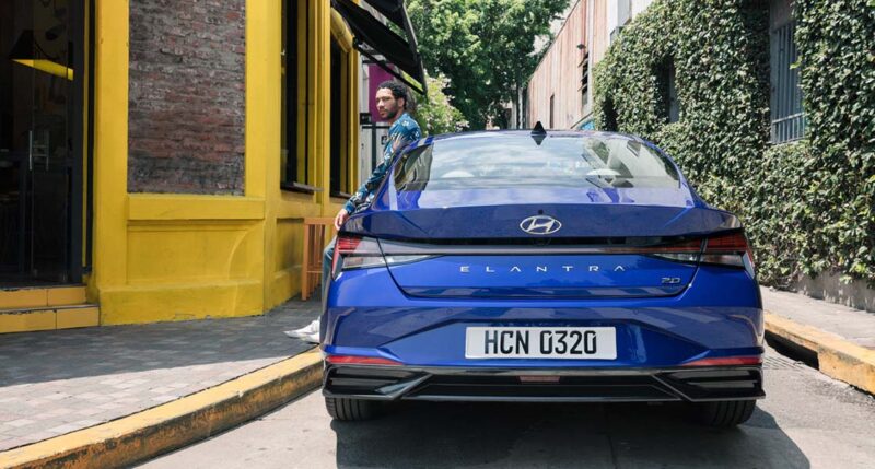 Hyundai Elantra CN7 4