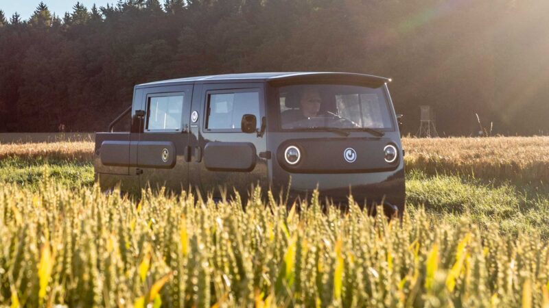 electric brands xbus 2022 fahraufnahme vom fullrunner prototyp 1