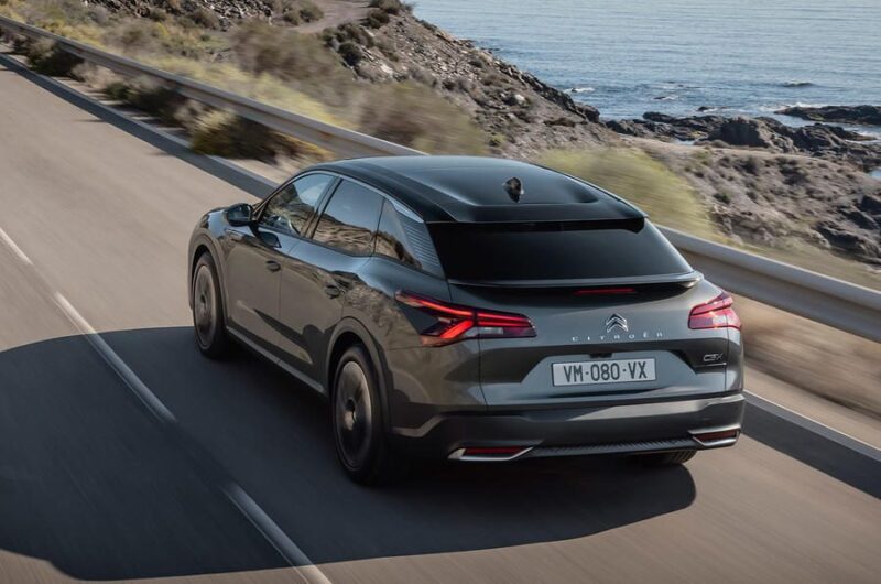 1618321469 536 119862 98citroenc5xofficialrevealimagestrackingrear 900x596 1