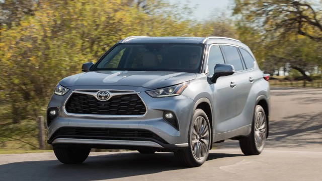 2023 Toyota Highlander hybrid