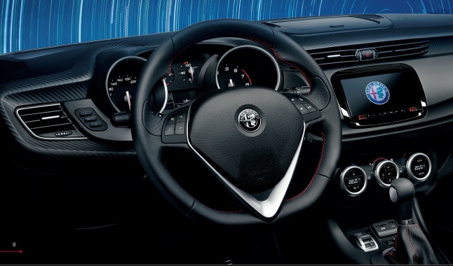 alfa romeo giulia blue dettaglio veloce desktop 980x980 1