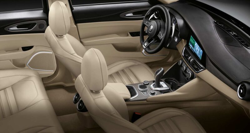 alfa romeo giulia interior desktop 1920x1020 1