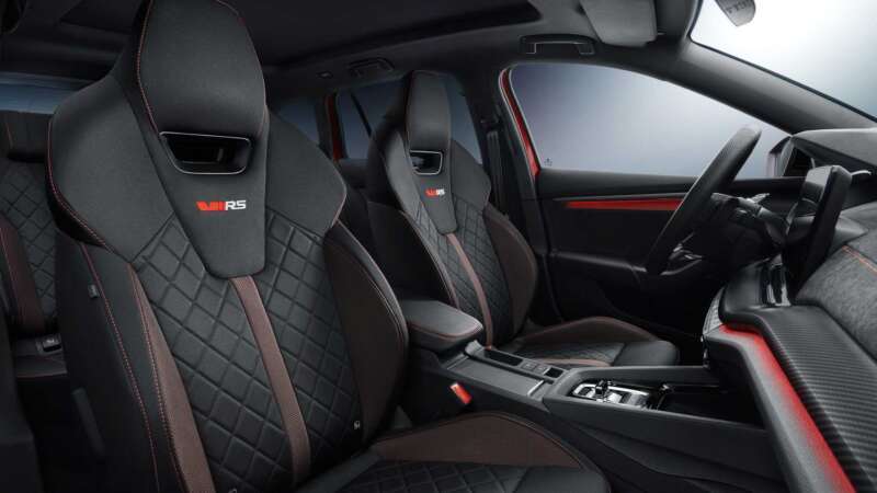 Skoda Octavia vRS 2022 int 1