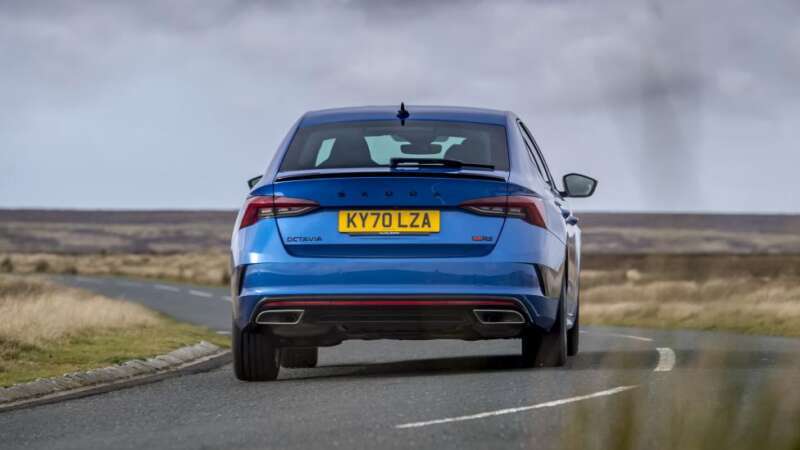 skoda octavia vrs hatchback 038