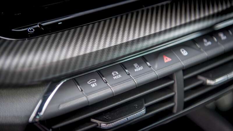 skoda octavia vrs hatchback 063