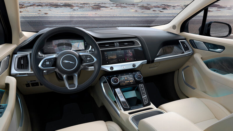 جاكوار I-Pace الكهربائية 