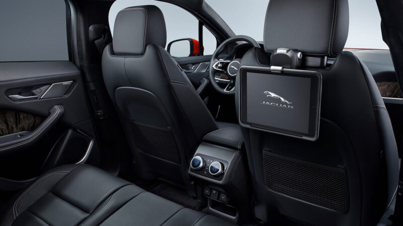 جاكوار I-Pace الكهربائية 