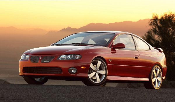 2004 Pontiac GTO سيارات رخيصة سريعة 150 ميلا