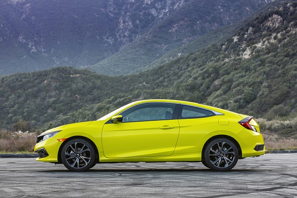 2019 Honda Civic Coupe Sport أفضل سيارات الركاب