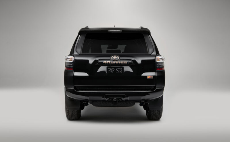 2023 Toyota 4Runner 40th Anniversary Black 007