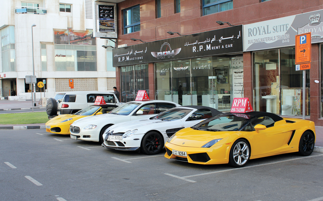 تاجير السيارات في دبي