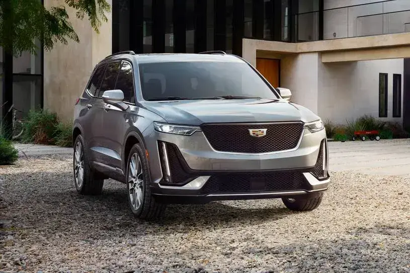 XT6