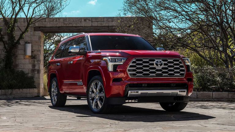 تويوتا سيكويا 2023