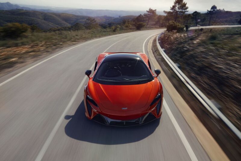 ارتورا 2023 McLaren Artura 71
