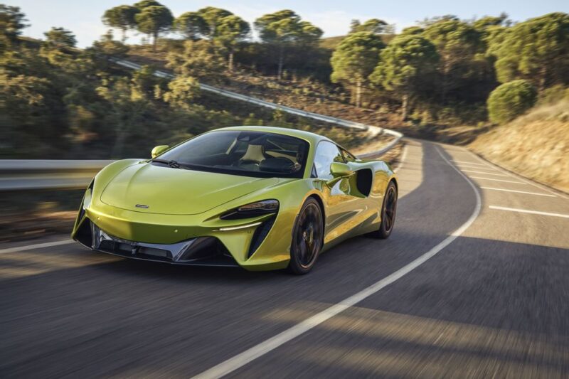 ارتورا 2023 McLaren Artura 81