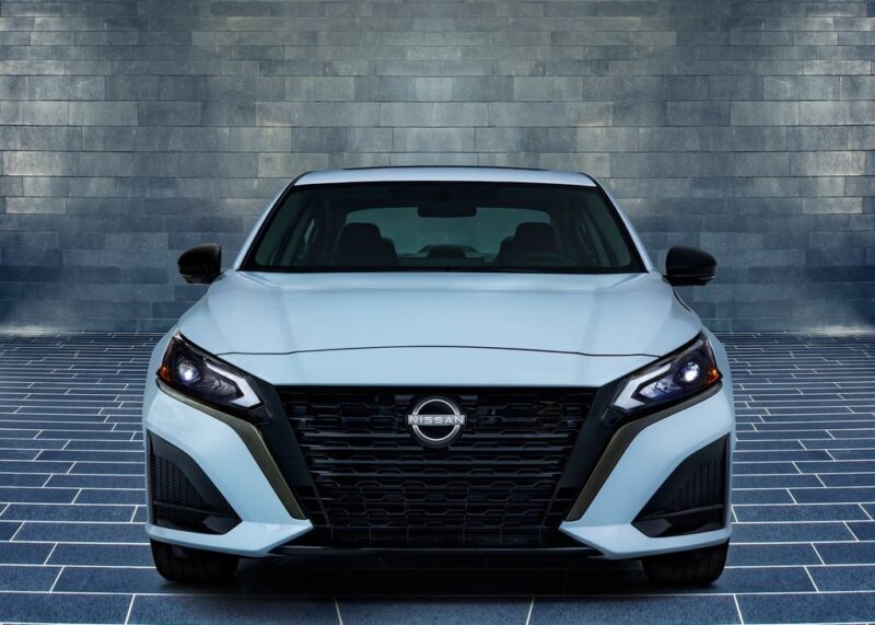 نيسان التيما