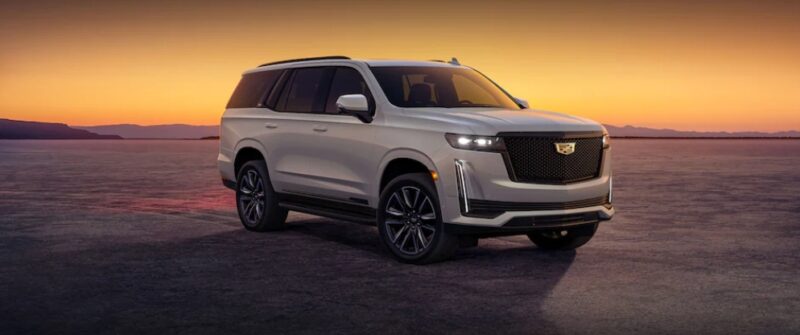 01 أهدا السيارات في العالم السيارات الهادئة 2022 Cadillac Escalade