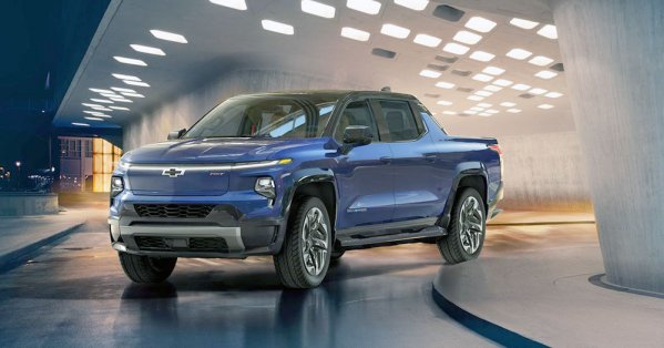 سيلفرادو RST EV 2022