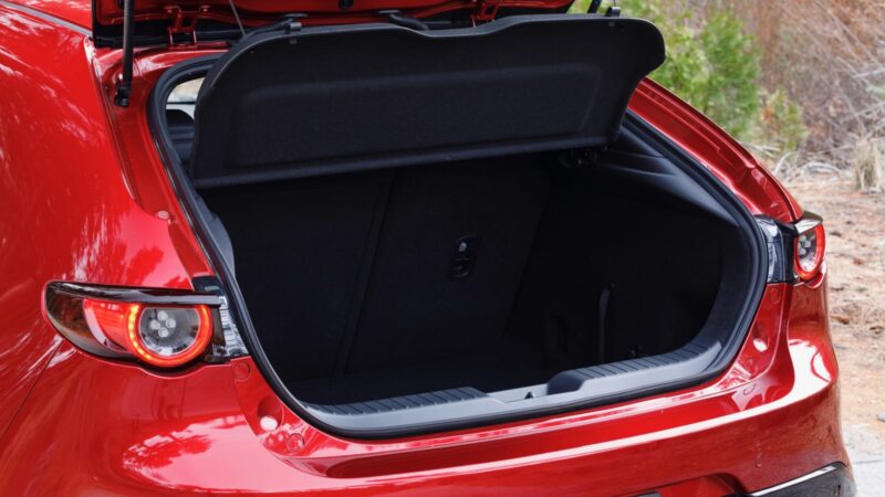 2019 mazda3 1