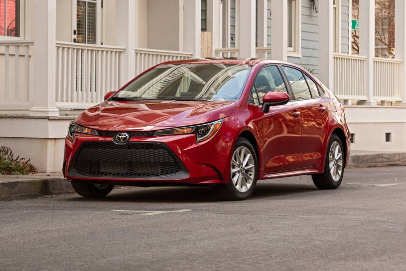 2022 toyota corolla sedan أرخص السيارات الجديدة لعام 2023