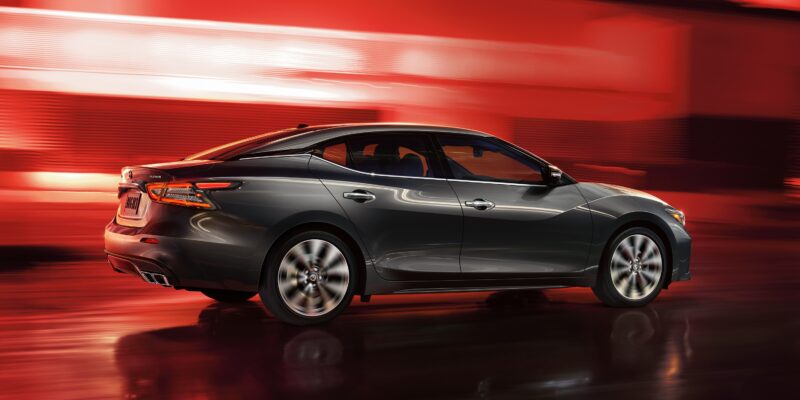 نيسان مكسيما 