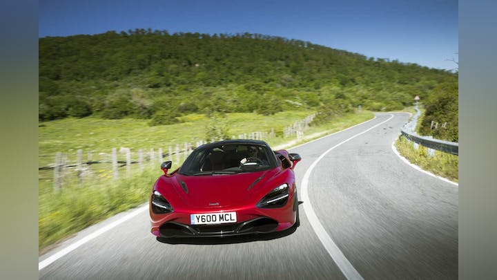 013 ماكلارين 720S 2023 McLaren 720S