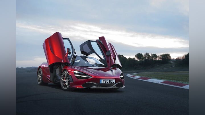 014 ماكلارين 720S 2023 McLaren 720S