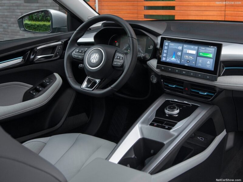 031 2023 MG5 EV إم جي 5 الكهربائية