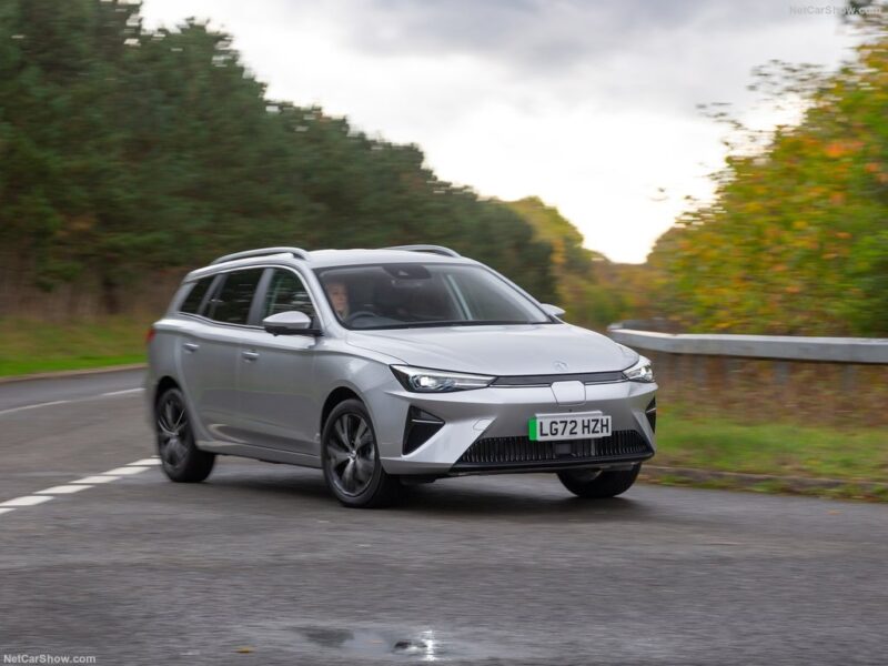 08 2023 MG5 EV إم جي 5 الكهربائية