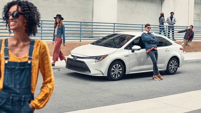 2020 Toyota Corolla in أفضل سيارات لطلاب الجامعات